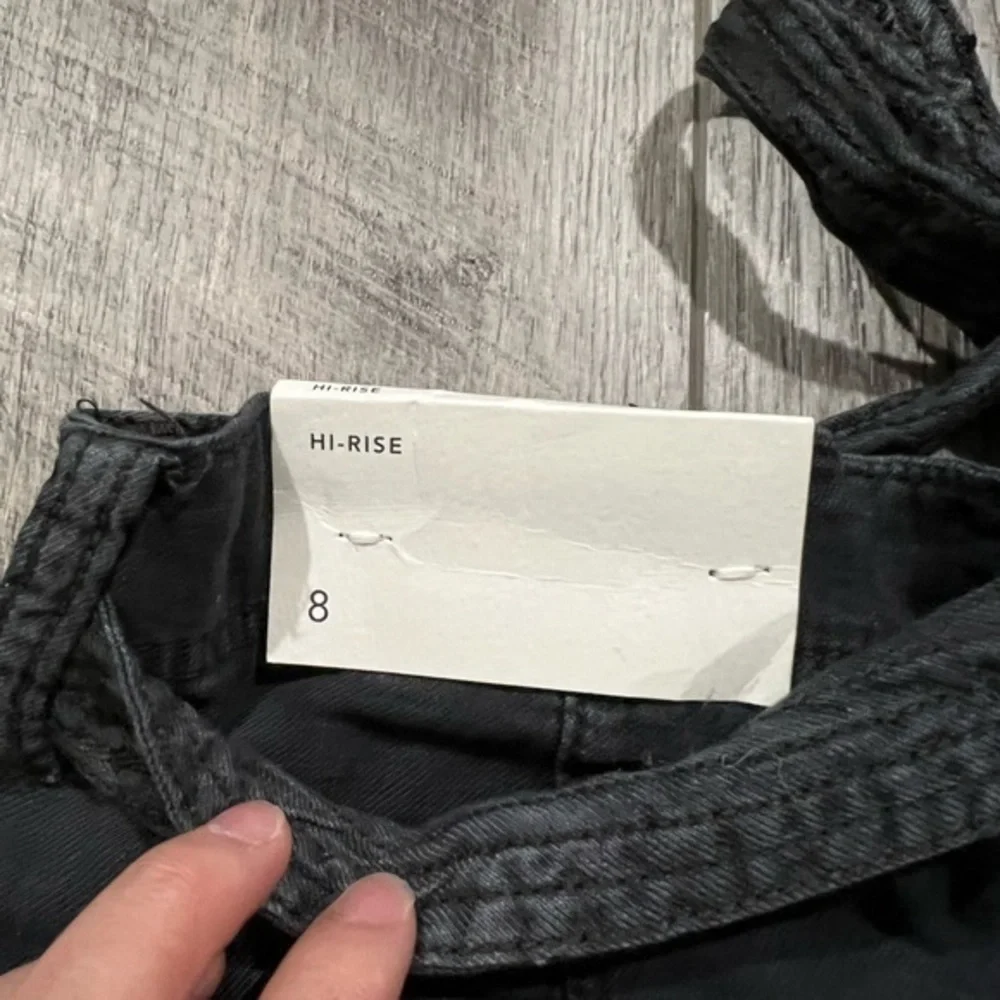 AEO Black Distressed High Rise‎ Shorts